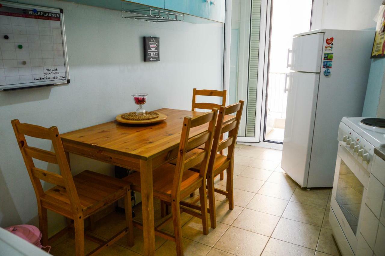 An Apartment For 2-4 Friends. Tesalónica Exterior foto