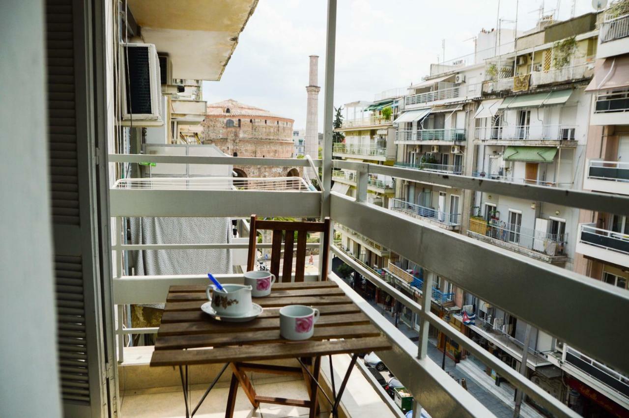 An Apartment For 2-4 Friends. Tesalónica Exterior foto